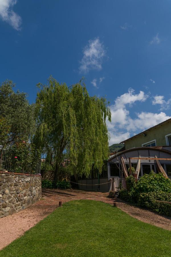 Locanda La Valle Castelnuovo Magra Exterior photo
