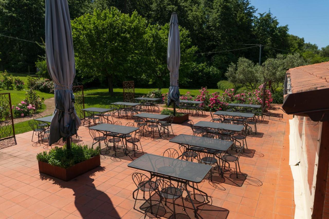 Locanda La Valle Castelnuovo Magra Exterior photo