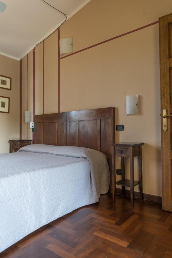 Locanda La Valle Castelnuovo Magra Exterior photo